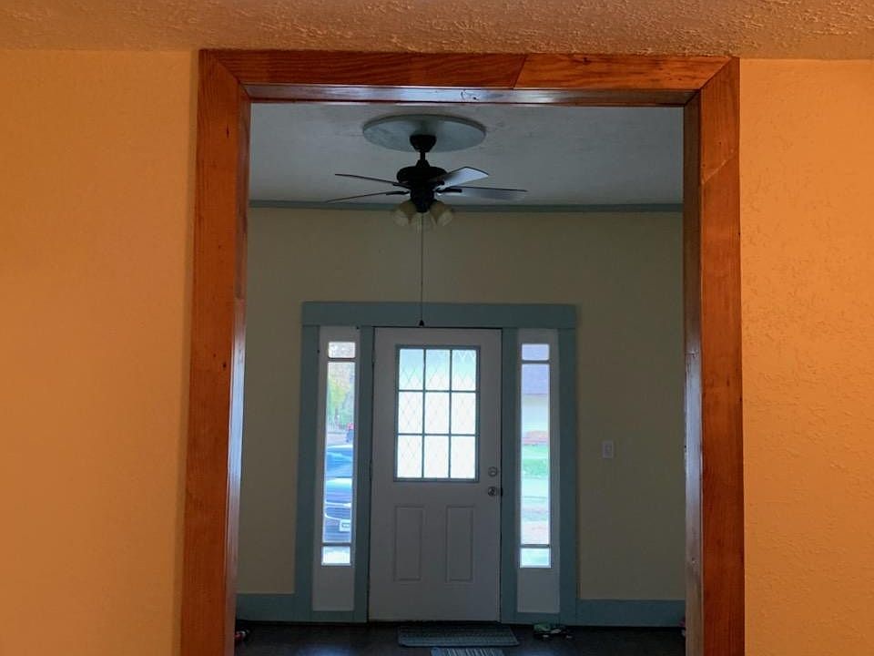 2nd image of 600 W High St