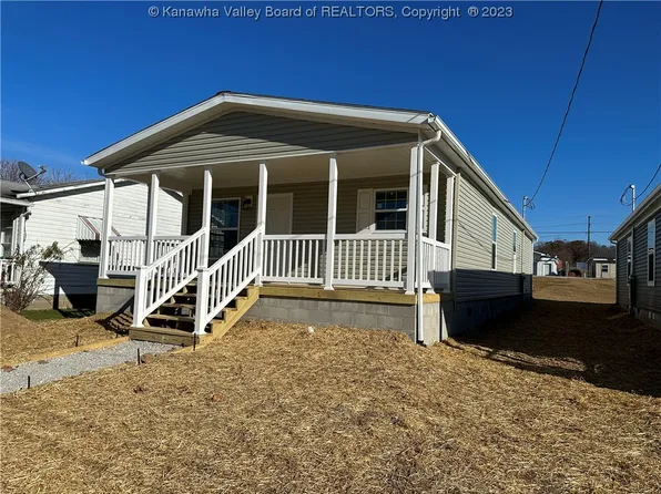 2108 Monroe Ave, Point Pleasant, WV 25550