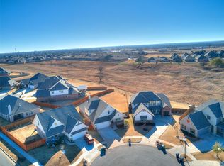 18705 Oakcrest Dr, Edmond, OK 73012