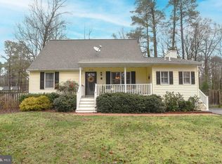 458 Chestnut Dr, Lusby, MD 20657