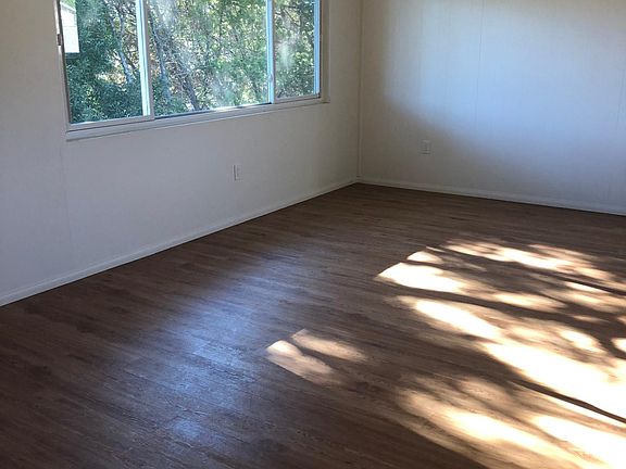 4th image of 2051 Elise Way #Up