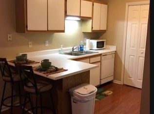106 H Breezewood Dr, Greenville, NC 27858