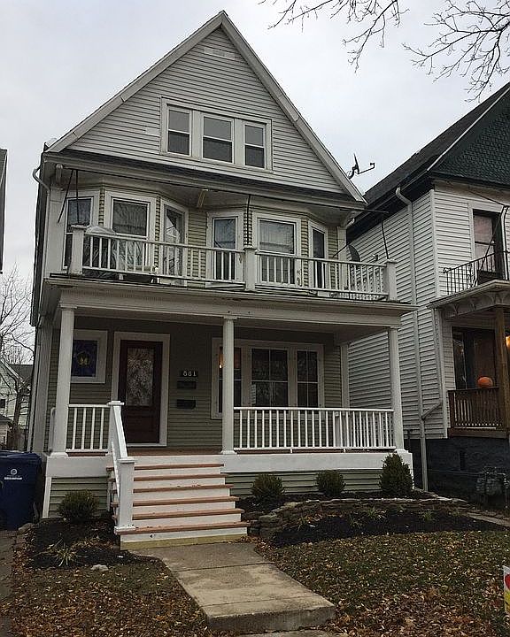 1st image of 881 Richmond Ave