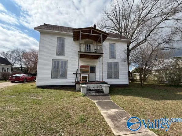 211 S Center Ave, Piedmont, AL 36272