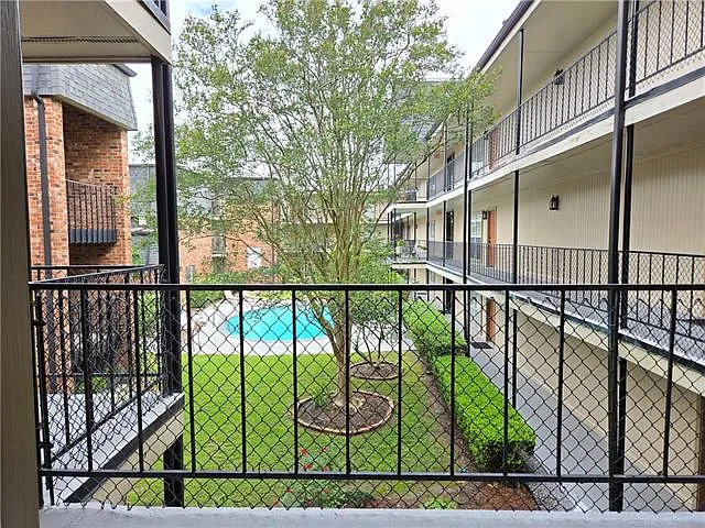 2511 Metairie Lawn Dr #215 — Photo 13