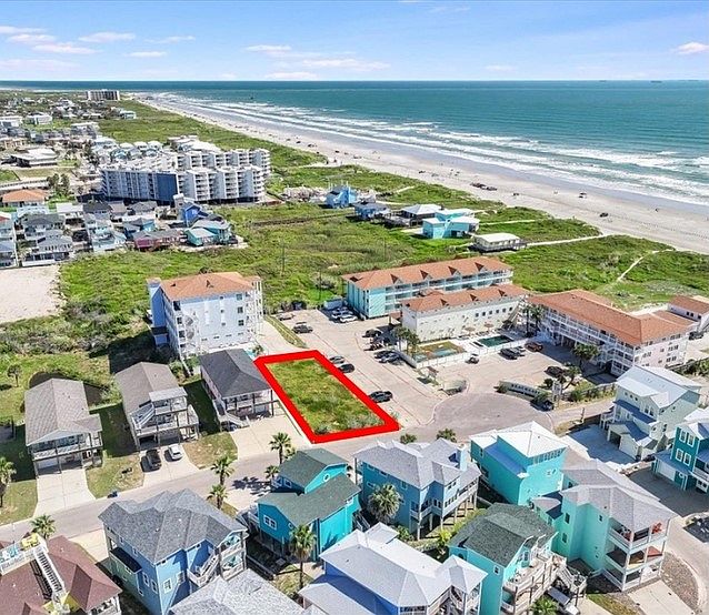 1st image of 697 Anchor Dr