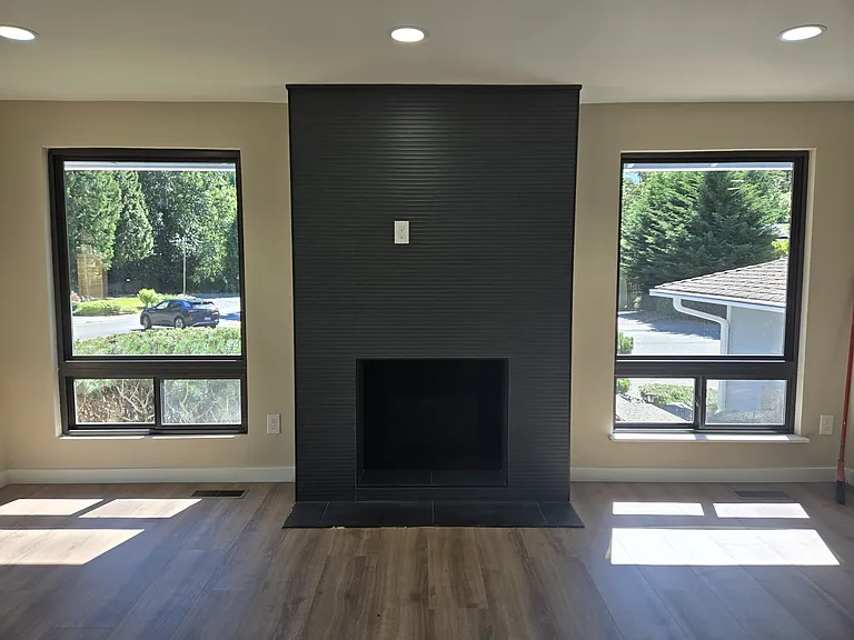 Bright Living Room fireplace