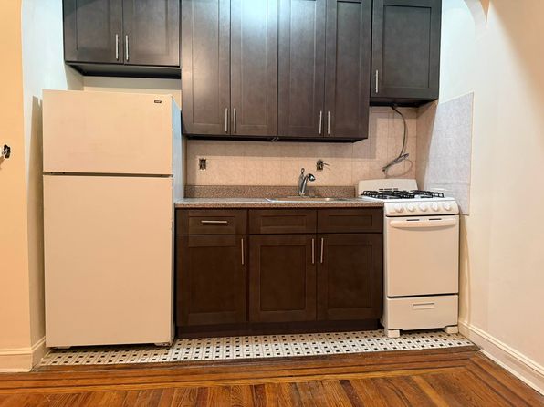 4816 30th Ave APT 2A