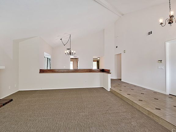 5th image of 24881 Los Gatos Dr