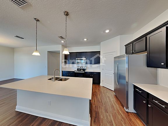 4th image of 2705 Ponds Trl