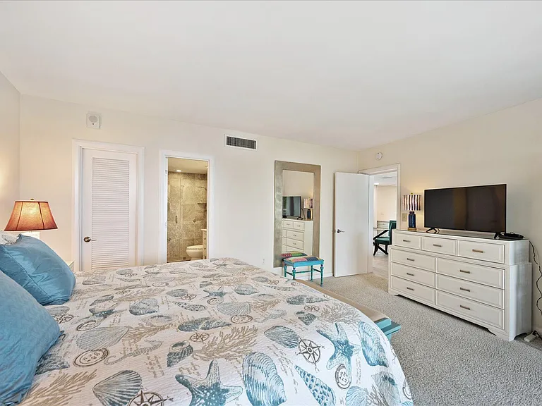 1213 S Ocean Blvd #2 — Photo 11