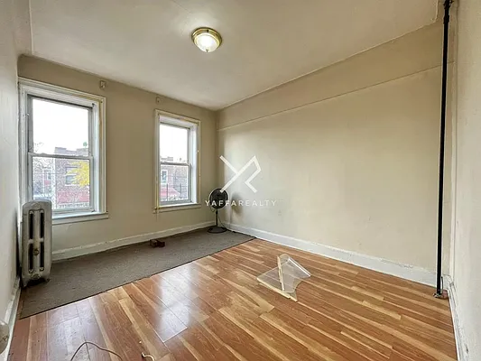 Rented by Yaffa Realty LLC | media 3