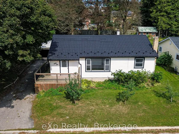 51 Wilson St, Minto, ON N0G 1Z0