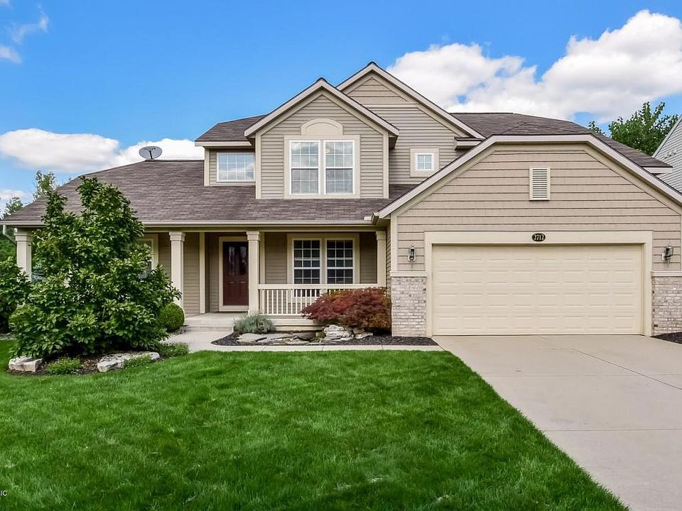 1st image of 2712 Arbor Chase Dr NE