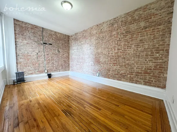 555 West 151st Street image 1 of 4