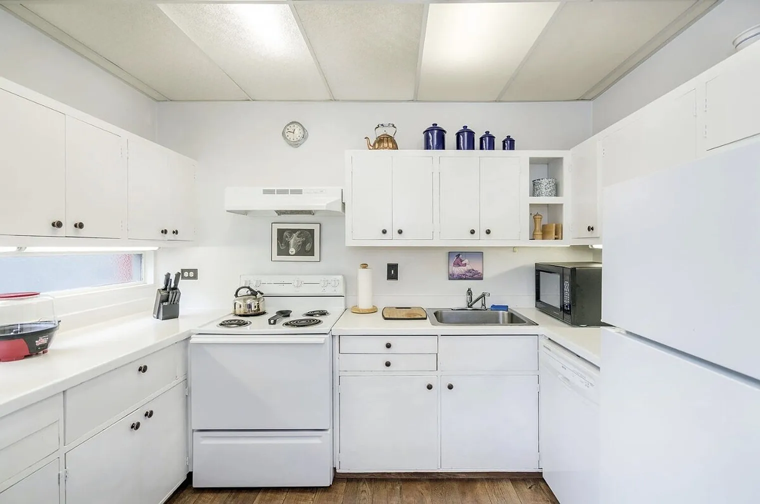 1 bed, 1.0 bath, $6,245 — Photo 2