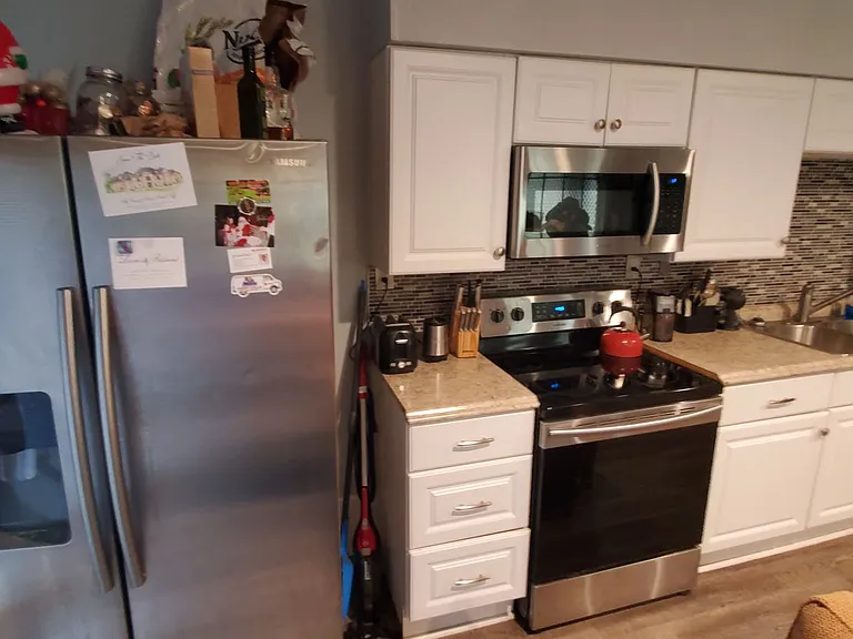 1815 Greenwood Dr — Photo 8