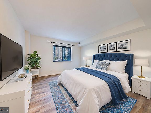 4th image of 5904 Mount Eagle Dr APT 317
