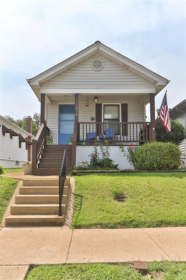 5476 Dempsey Ave photo 1
