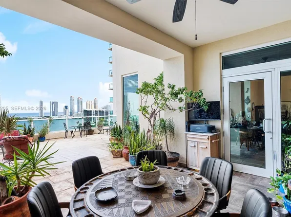 3340 NE 190th St, Aventura, FL