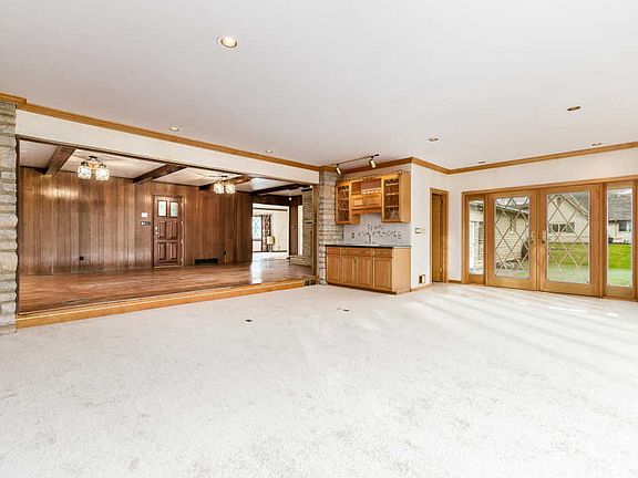 3rd image of 3785 Waldo Pl