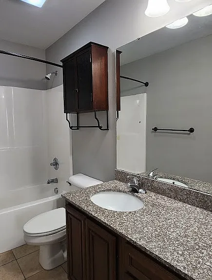 120 Butterfield Xing — Photo 9