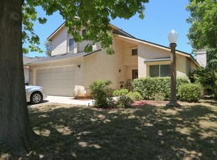 3412 W Dovewood Ln, Fresno, CA