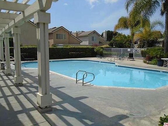 2nd image of 3725 Armitage Ave