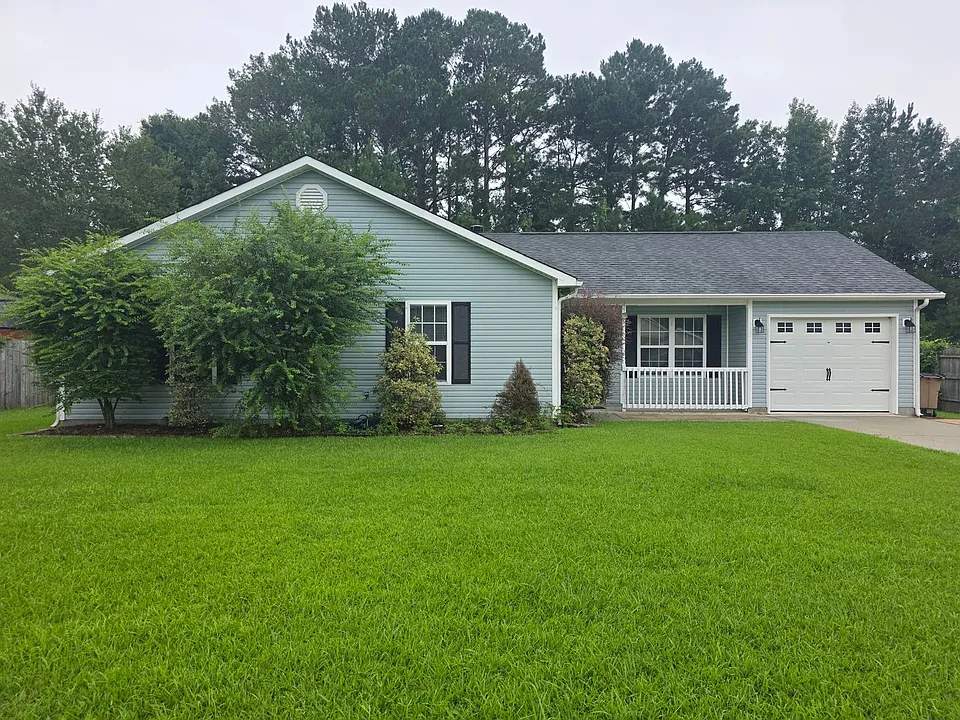 212 Quarterhorse Ln