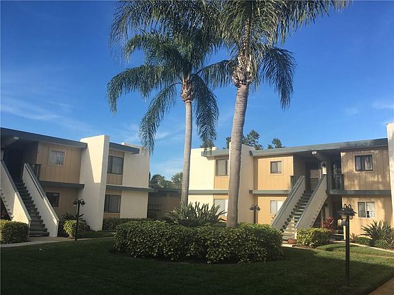 2nd image of 1551 NE 13th Ter APT A12
