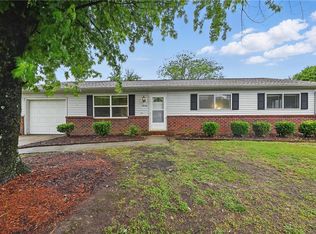 2944 Candlewood Cir, Chesapeake, VA 23324