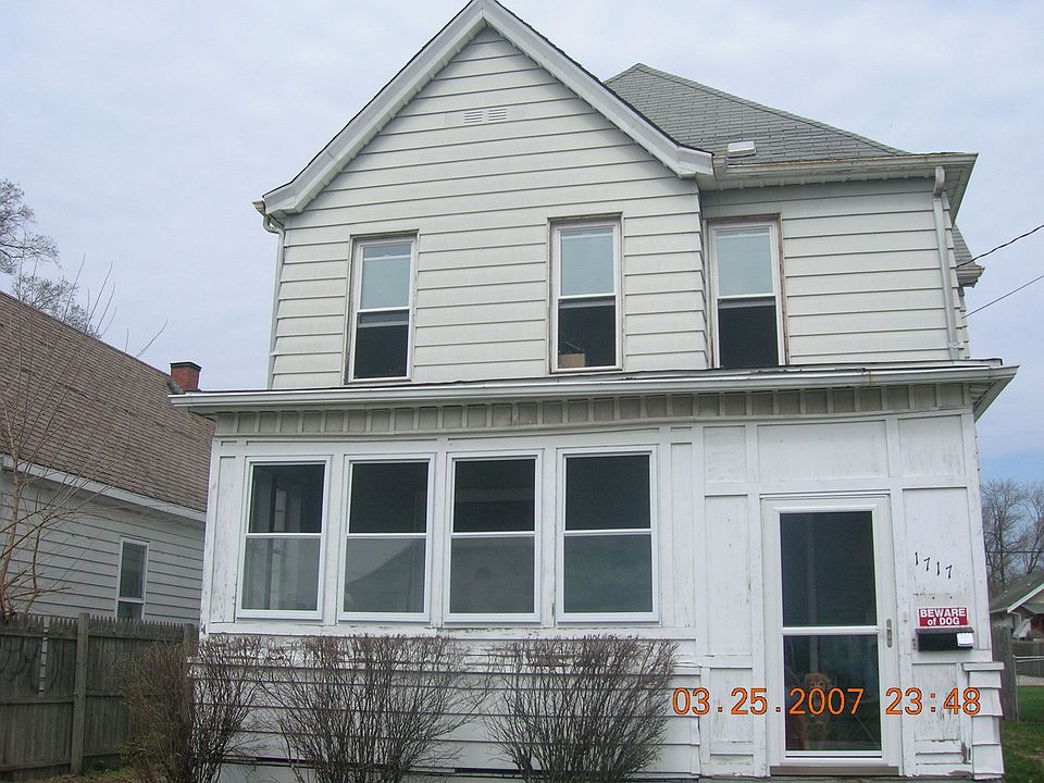 1st image of 1717 W Howett St