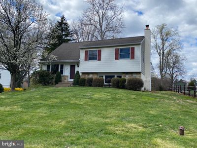 123 Cornwall Dr, Chalfont, PA, 18914