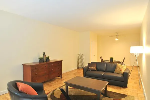 Sold by Real Direct | media 19