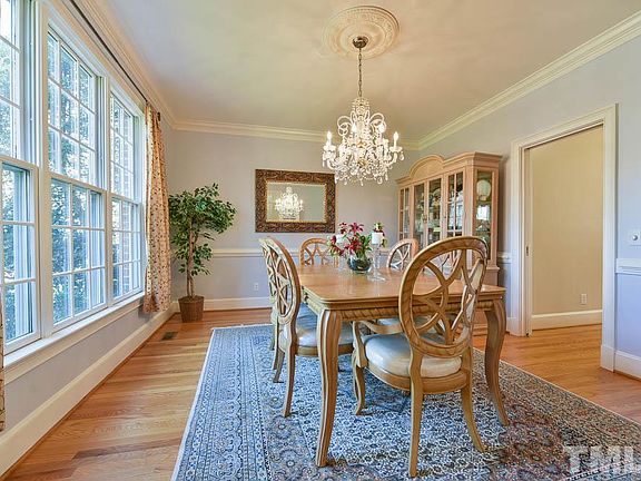 4th image of 109 Chesley Ct