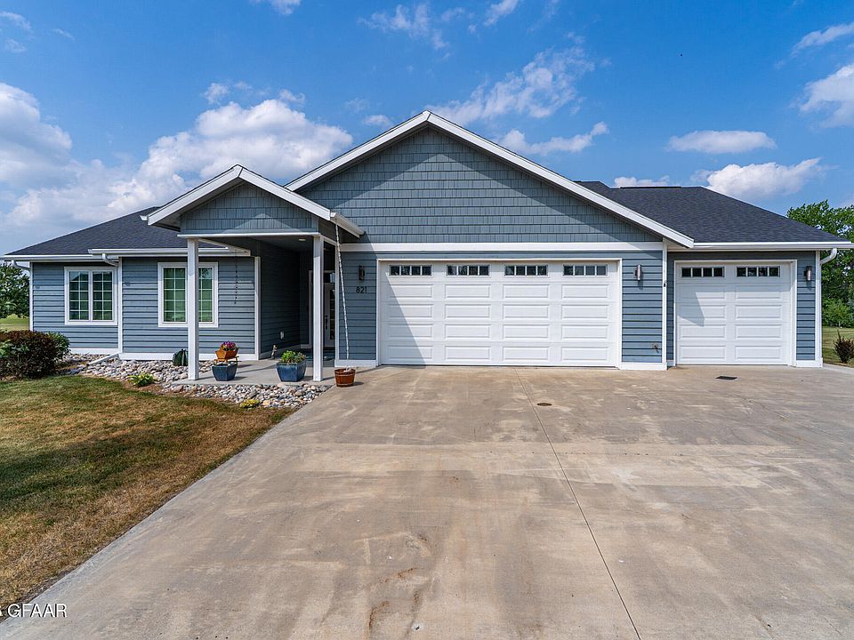 1st image of 821 Eickhof Blvd