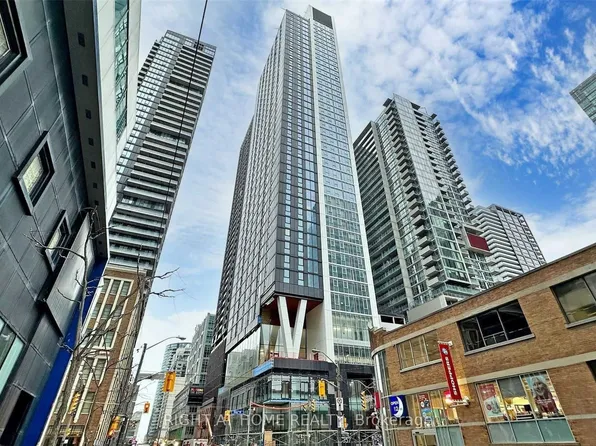 357 King St W, Toronto, ON