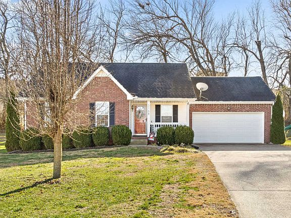 2nd image of 3168 Buckhorn Ct