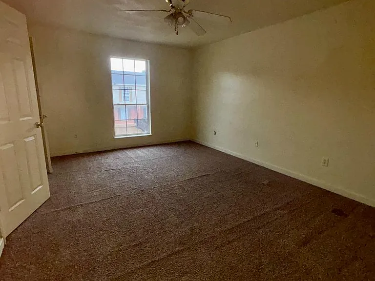 Unit Photo