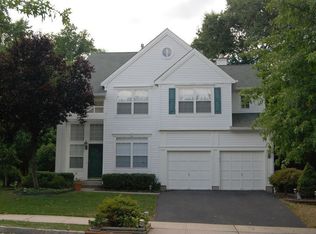 16 Lehigh Ct, Princeton, NJ 08540