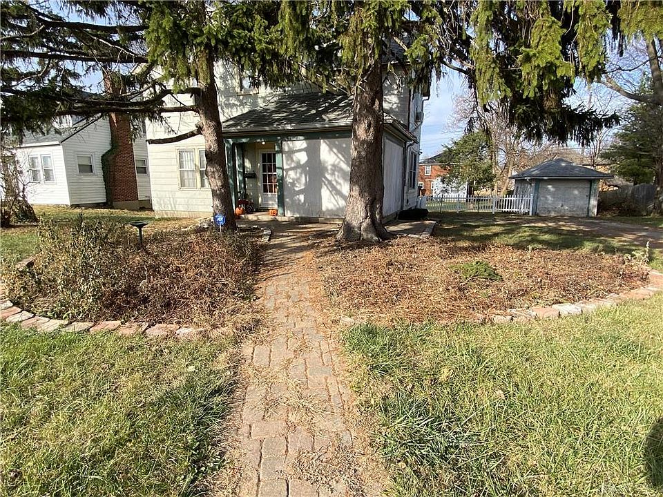 1st image of 725 Uhrig Ave