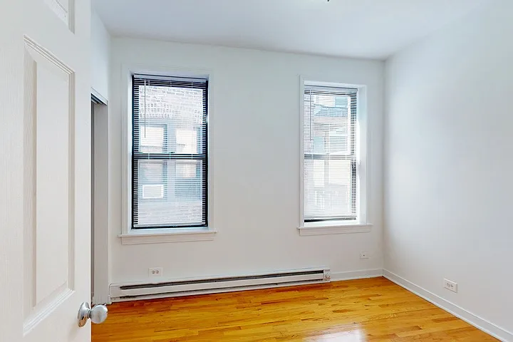 Kenwood Court — Photo 17