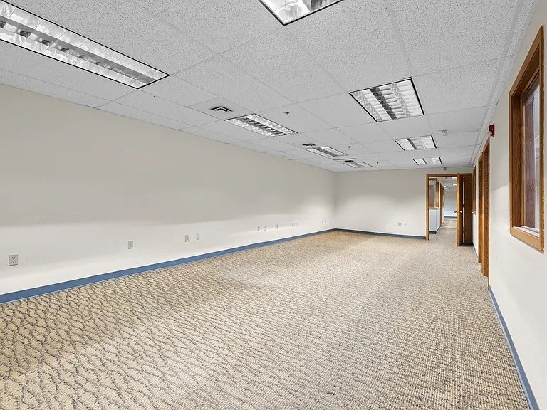 214 S Main St #D — Photo 38