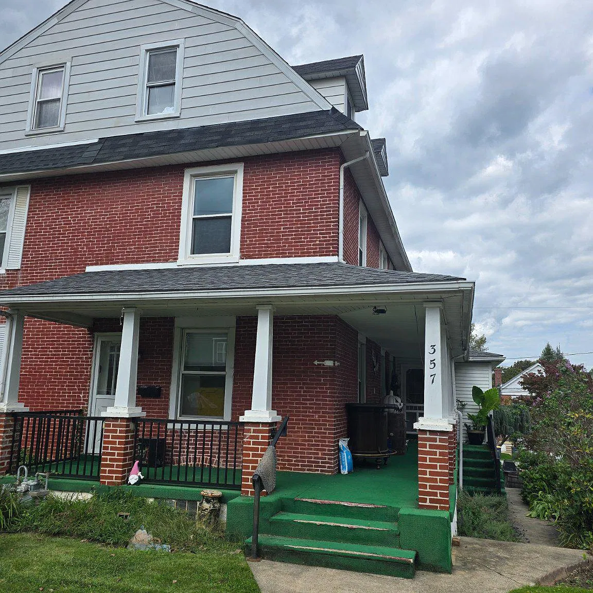 2 bed, 1.0 bath, 900 sqft, $1,750 — Photo 2
