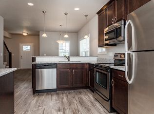 2035 SW Cascade Falls Dr, Ankeny, IA 50023