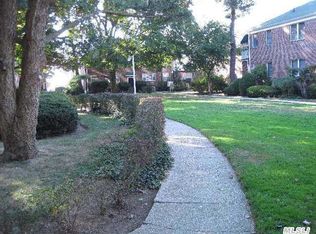 17 Dolphin Grn APT E1J, Port Washington, NY 11050
