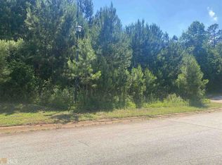 305 Jasmine Ln, Lagrange, GA 30241