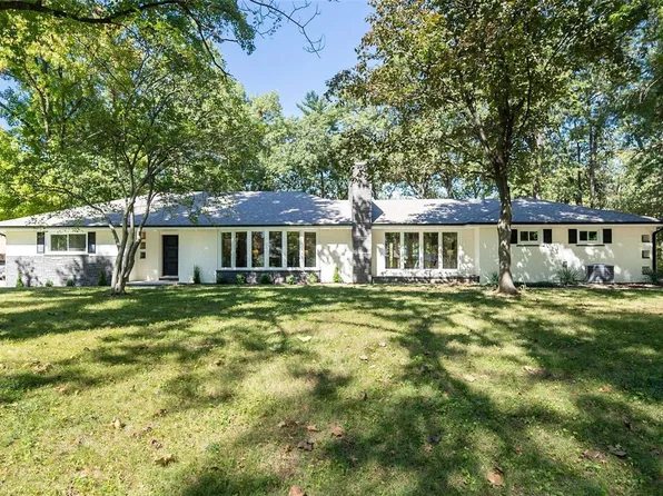 7333 Navarre Cir, Saint Louis, MO 63123
