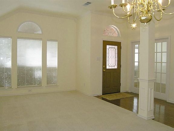 3rd image of 1305 Pegasus Dr