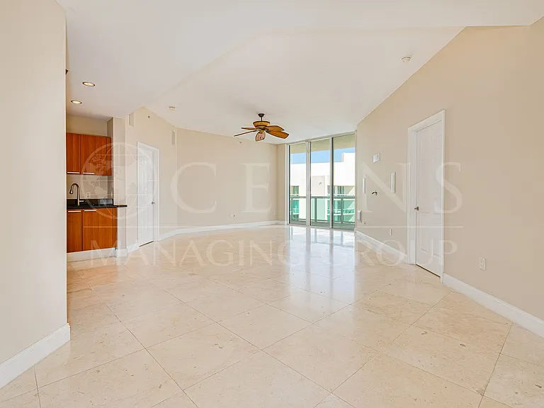 231 Riverside Dr #2606 — Photo 3
